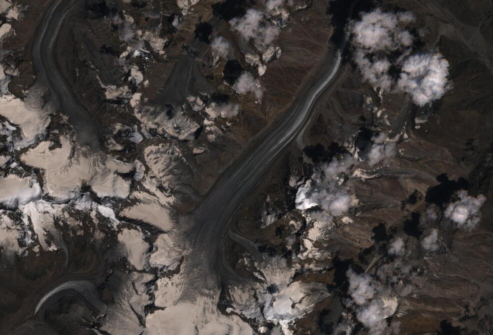 Aerial view of Drang-Drung Glacier