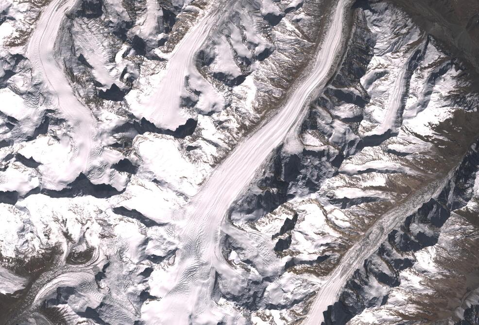 Aerial view of Drang-Drung Glacier