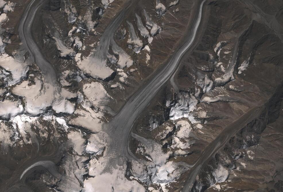 Aerial view of Drang-Drung Glacier