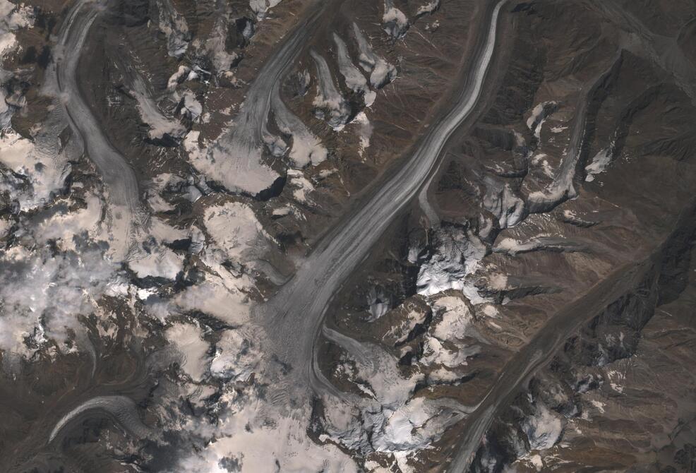 Aerial view of Drang-Drung Glacier