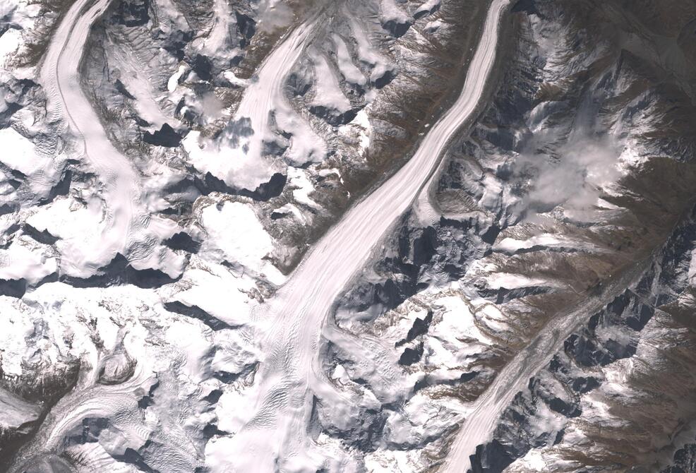 Aerial view of Drang-Drung Glacier