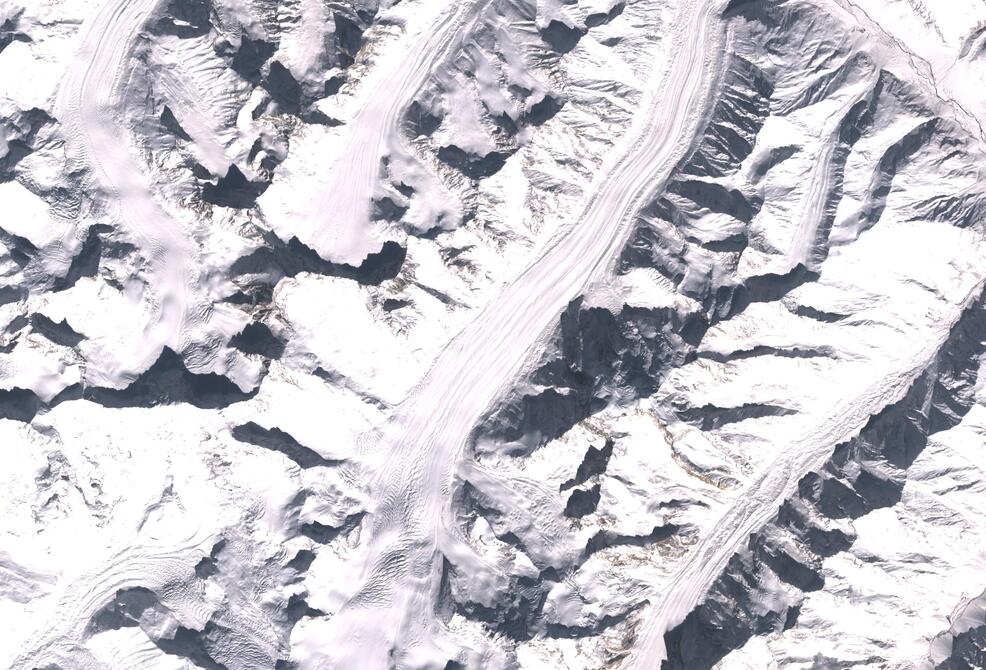 Aerial view of Drang-Drung Glacier