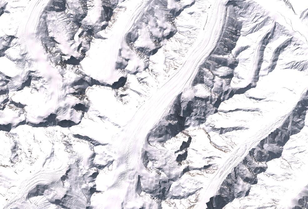 Aerial view of Drang-Drung Glacier