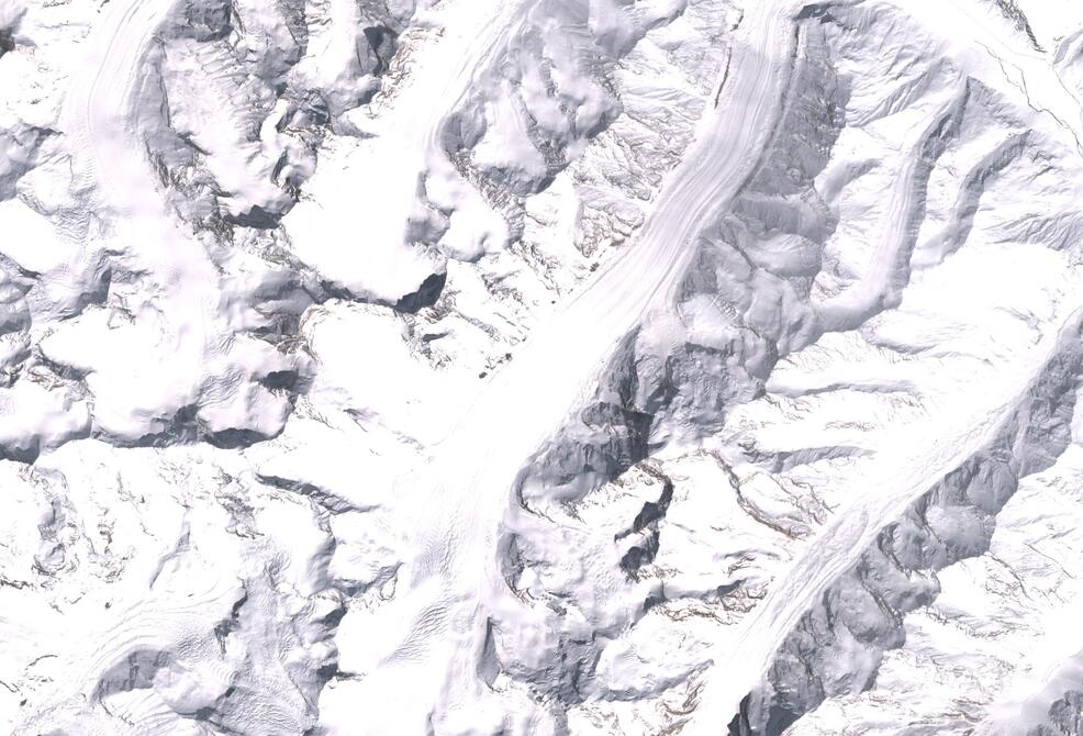 Aerial view of Drang-Drung Glacier