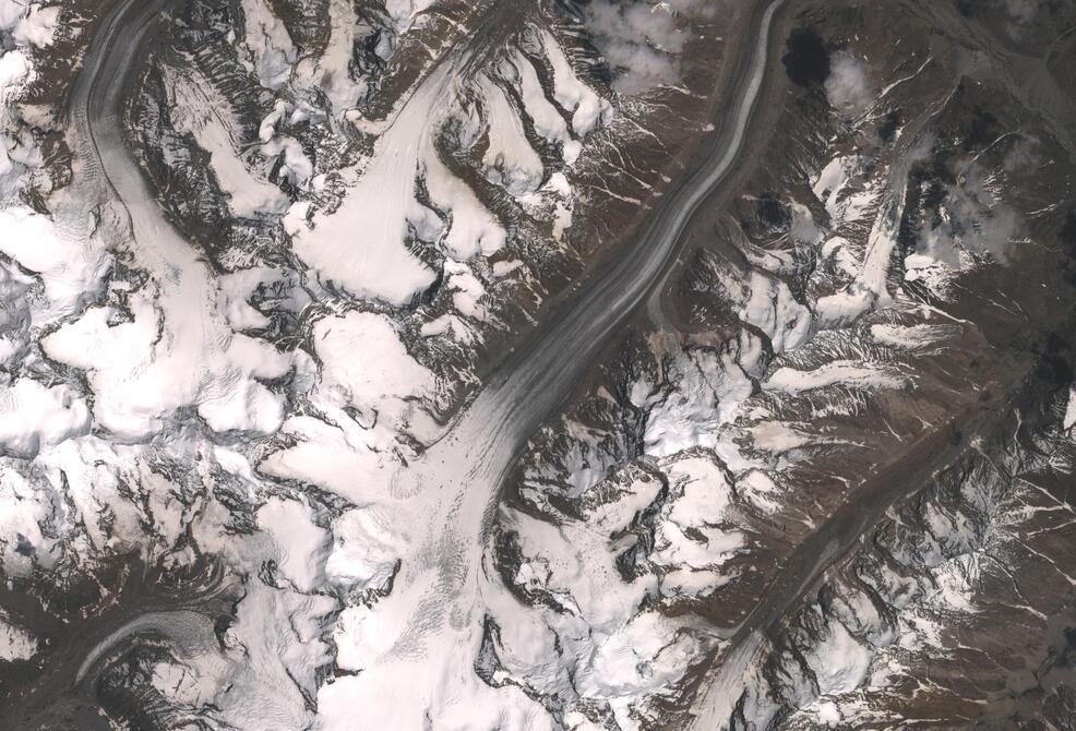 Aerial view of Drang-Drung Glacier