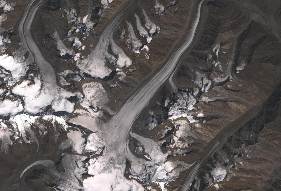 Aerial view of Drang-Drung Glacier