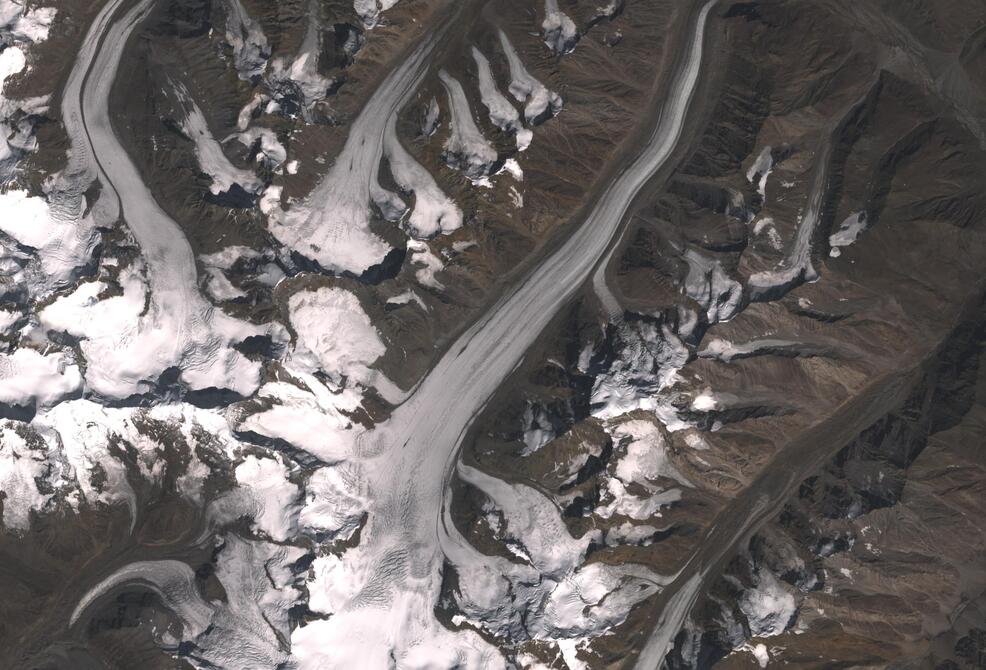 Aerial view of Drang-Drung Glacier