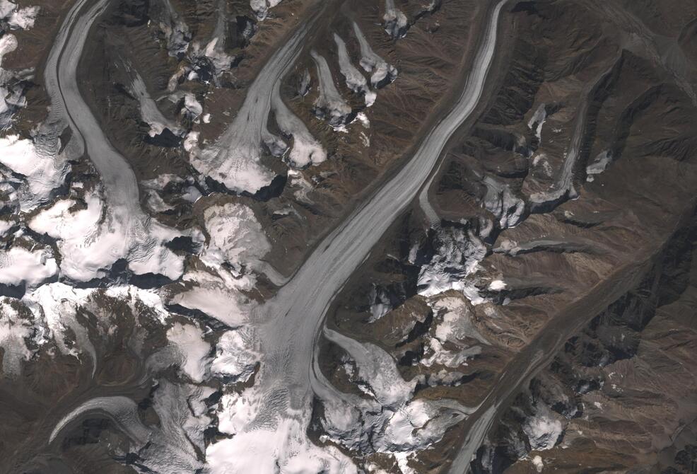 Aerial view of Drang-Drung Glacier