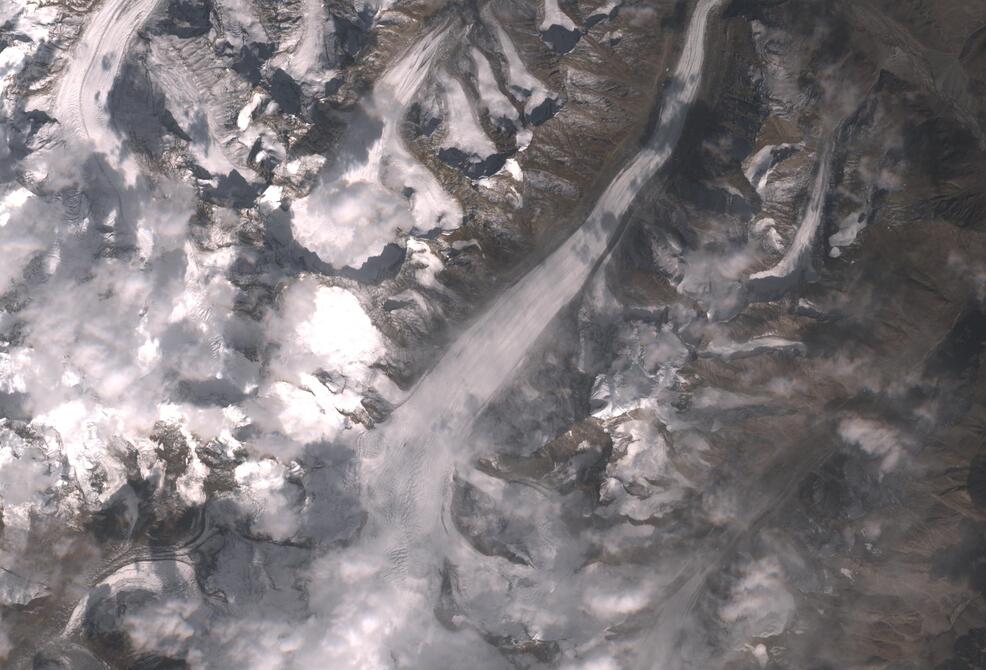 Aerial view of Drang-Drung Glacier