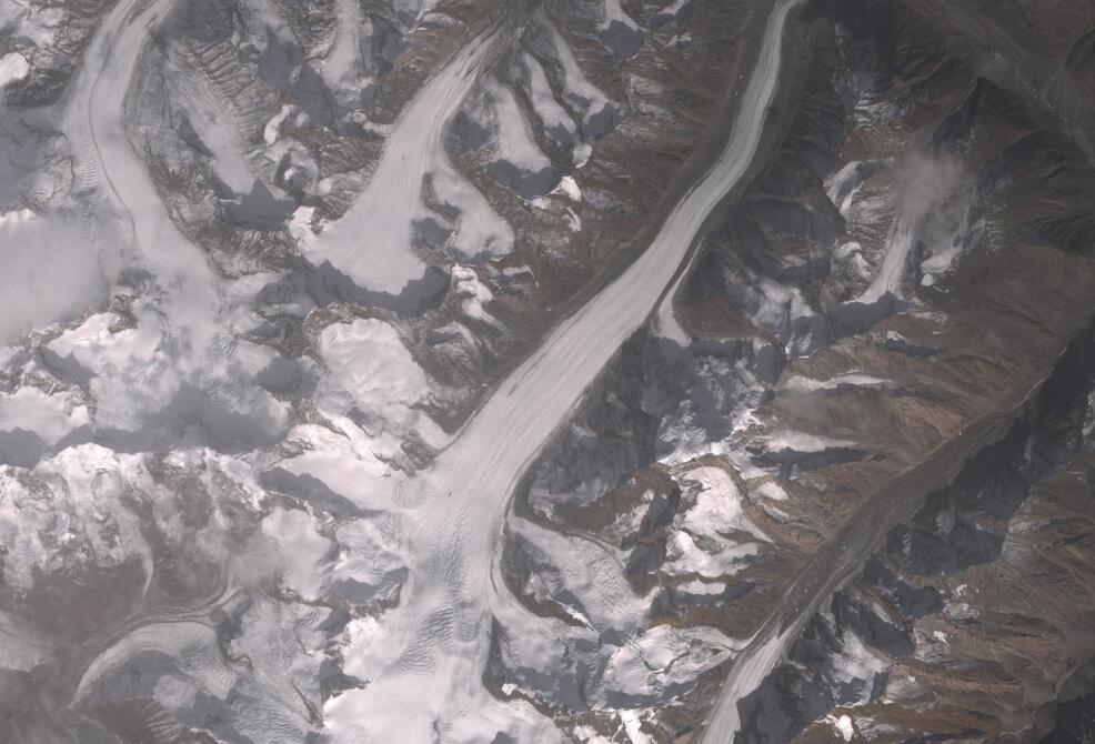 Aerial view of Drang-Drung Glacier