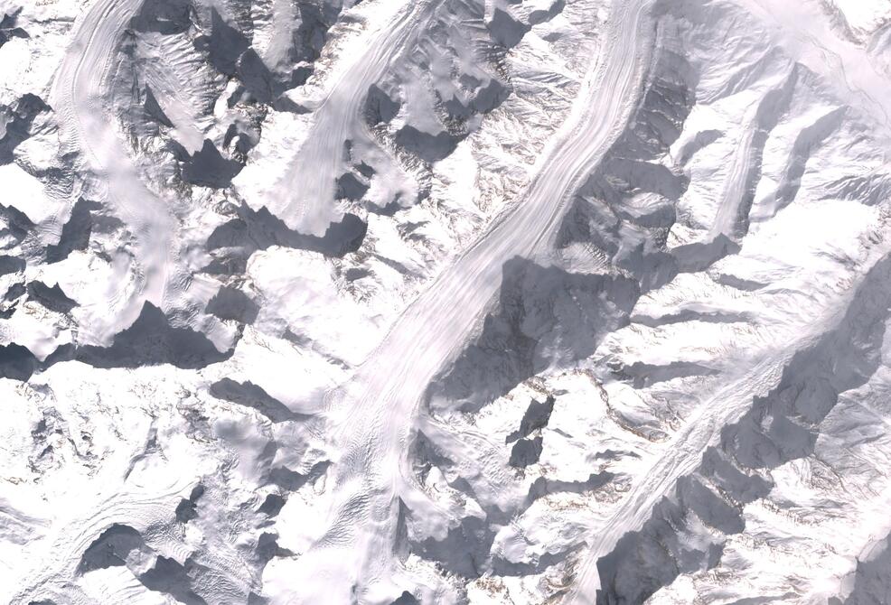 Aerial view of Drang-Drung Glacier