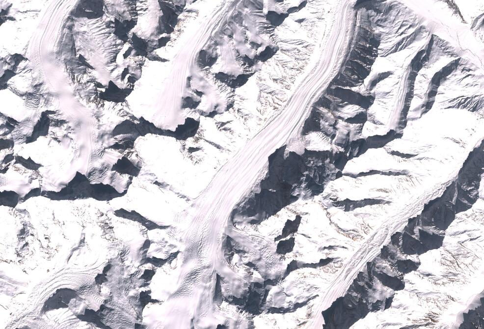 Aerial view of Drang-Drung Glacier