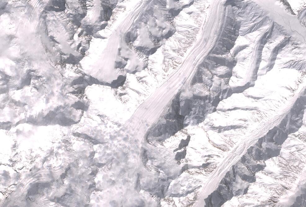 Aerial view of Drang-Drung Glacier