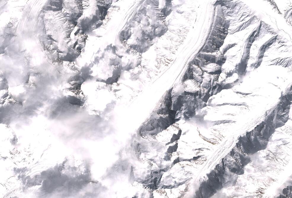 Aerial view of Drang-Drung Glacier