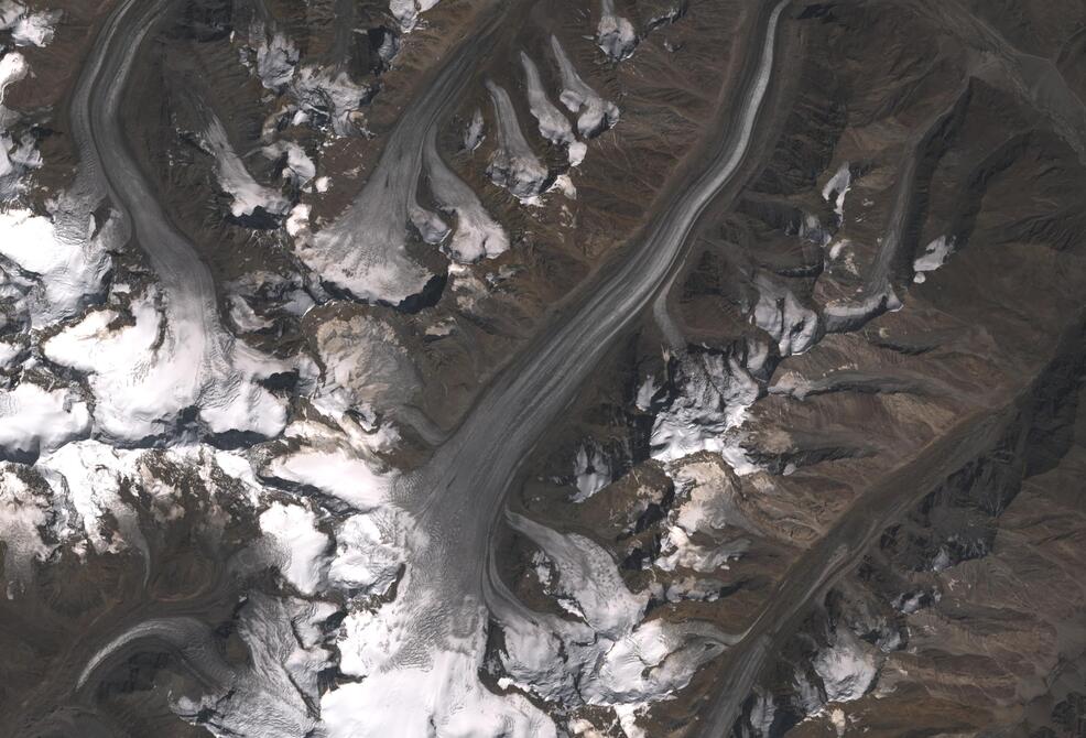 Aerial view of Drang-Drung Glacier