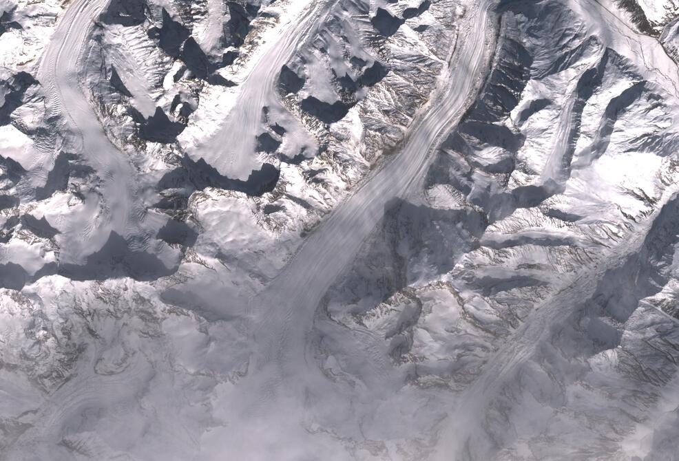 Aerial view of Drang-Drung Glacier