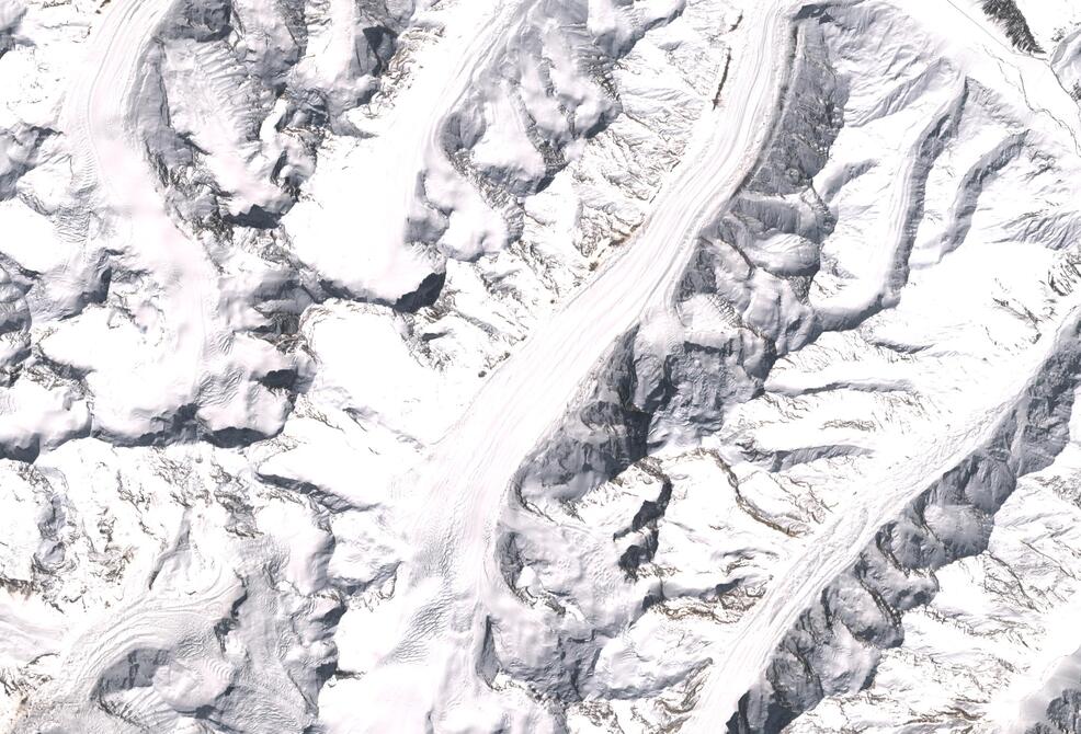 Aerial view of Drang-Drung Glacier