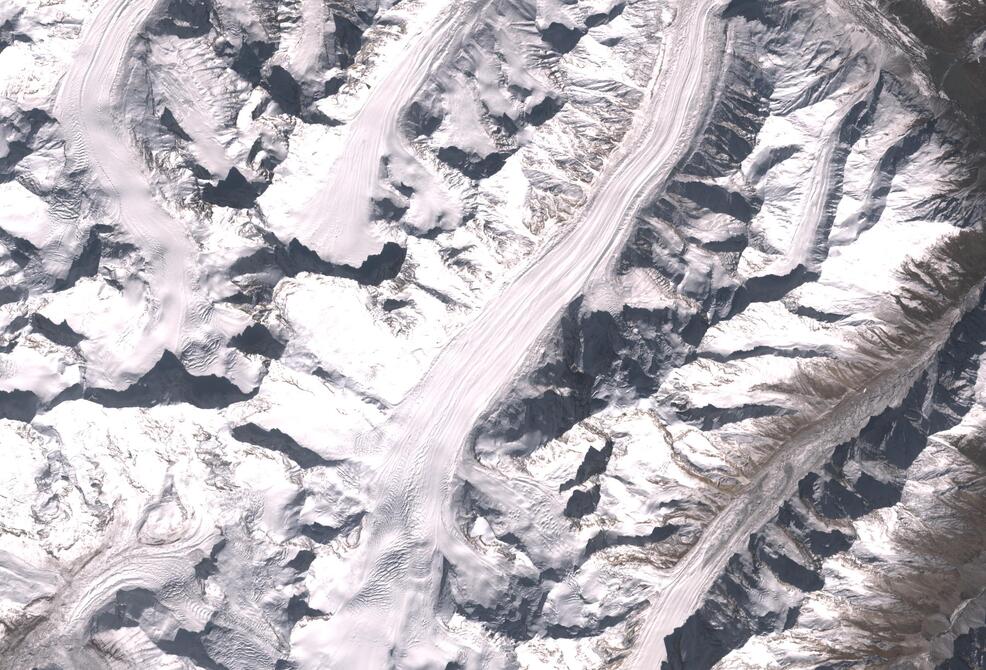 Aerial view of Drang-Drung Glacier