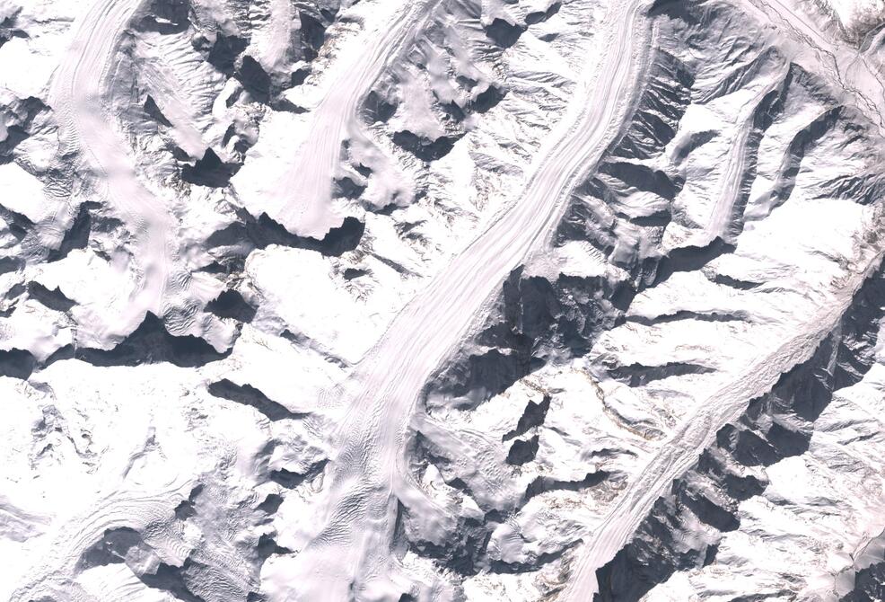 Aerial view of Drang-Drung Glacier