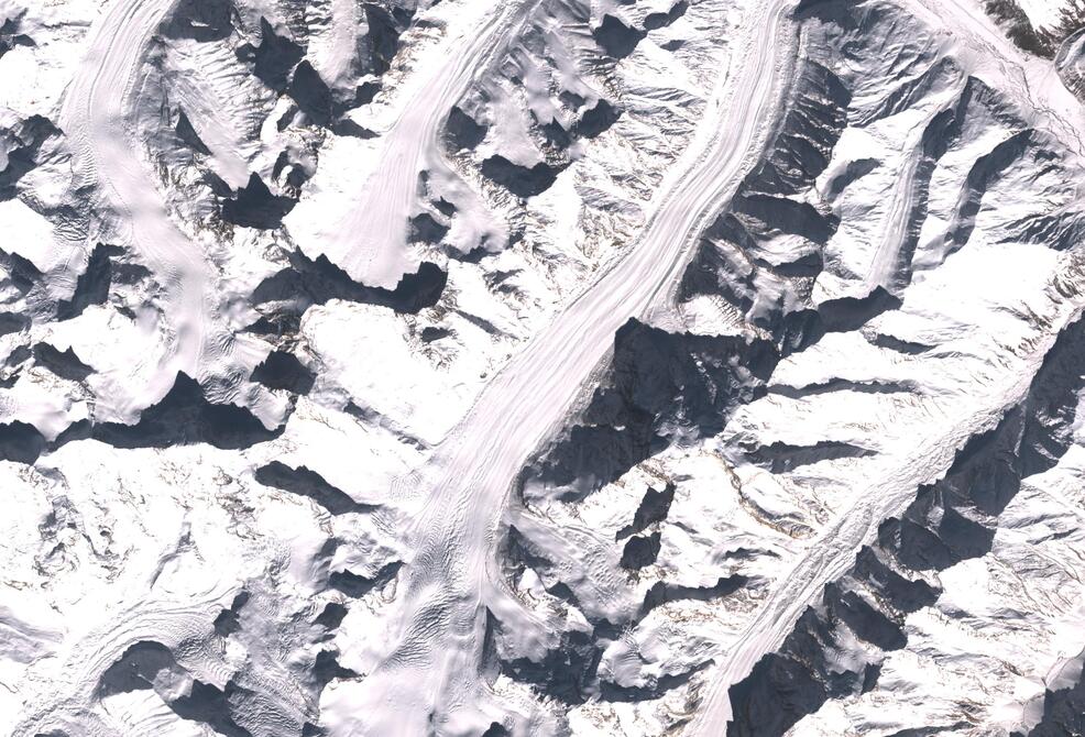 Aerial view of Drang-Drung Glacier