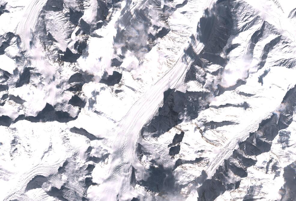 Aerial view of Drang-Drung Glacier