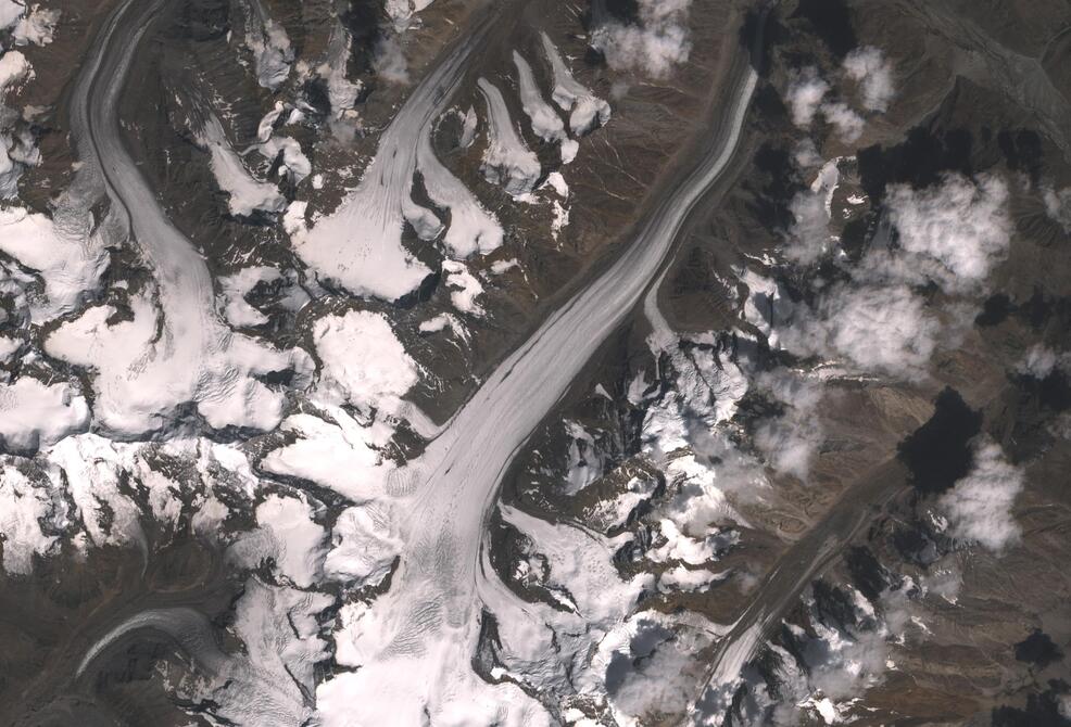 Aerial view of Drang-Drung Glacier