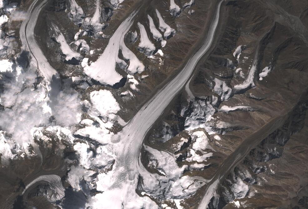 Aerial view of Drang-Drung Glacier