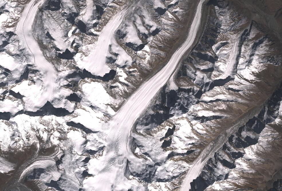 Aerial view of Drang-Drung Glacier