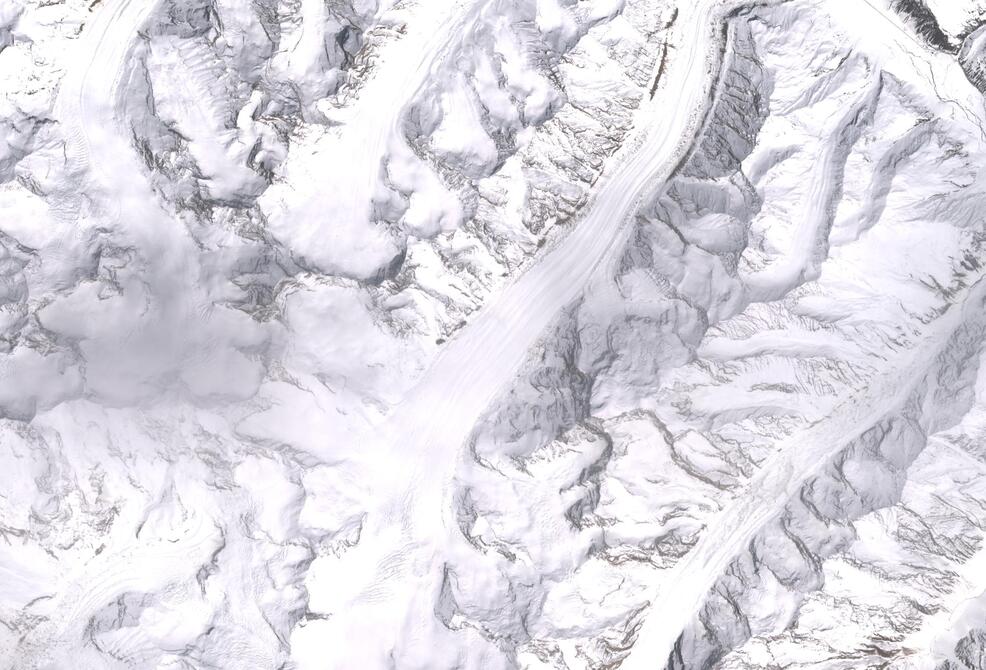 Aerial view of Drang-Drung Glacier