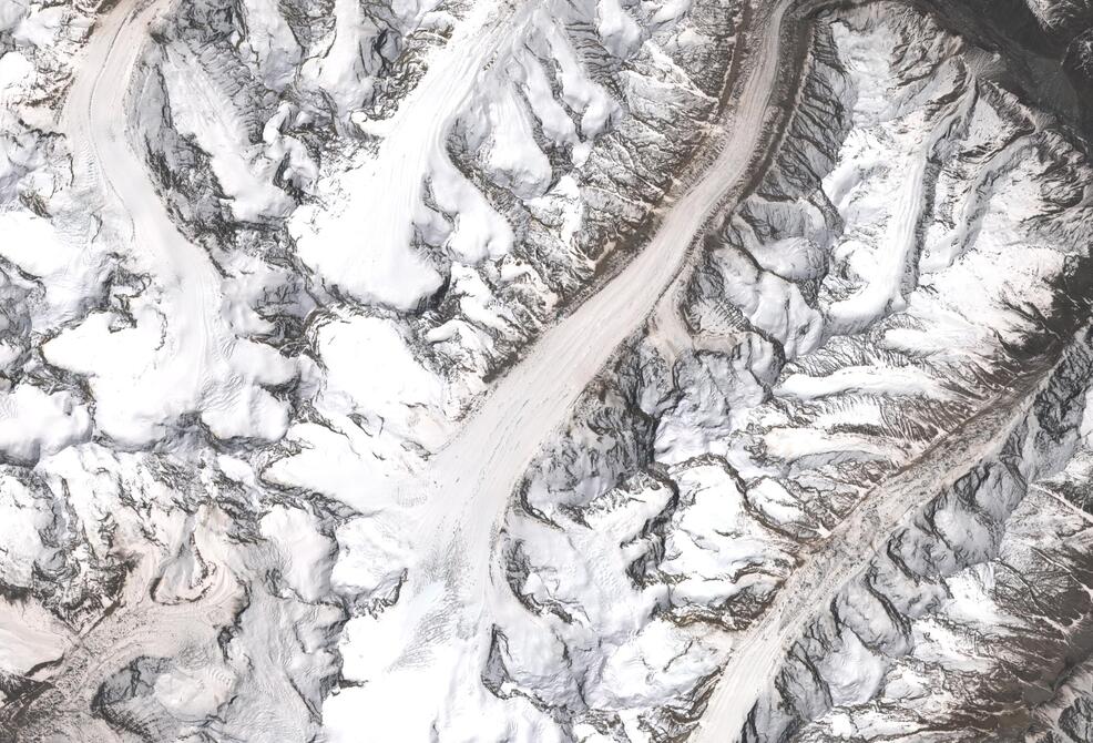 Aerial view of Drang-Drung Glacier