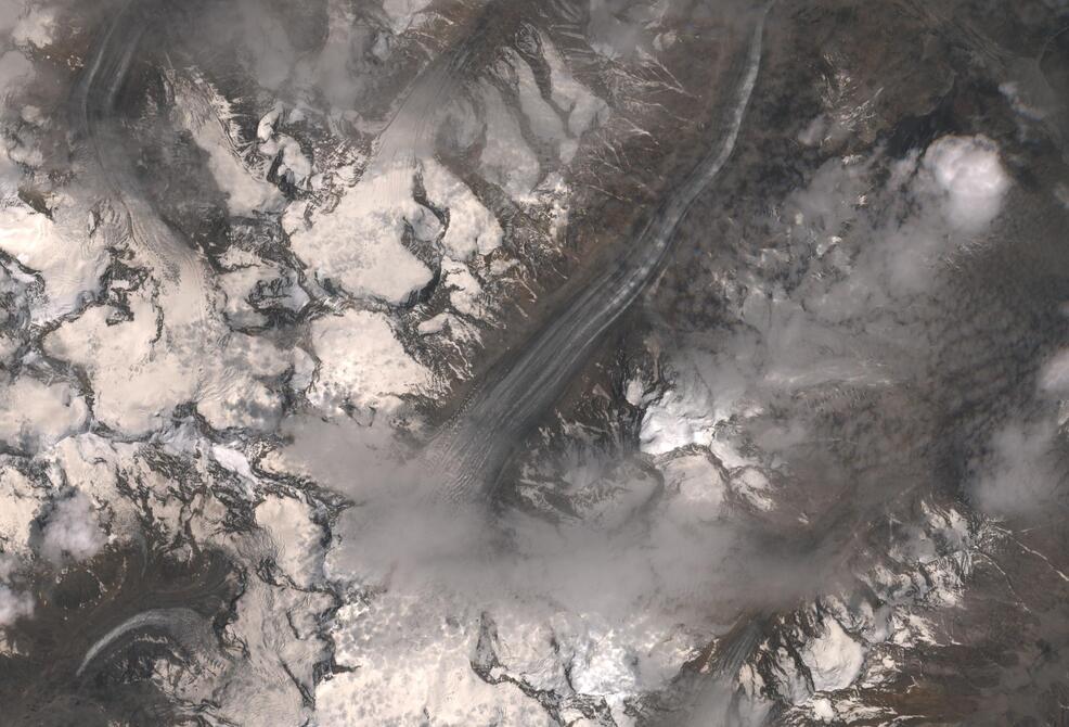 Aerial view of Drang-Drung Glacier