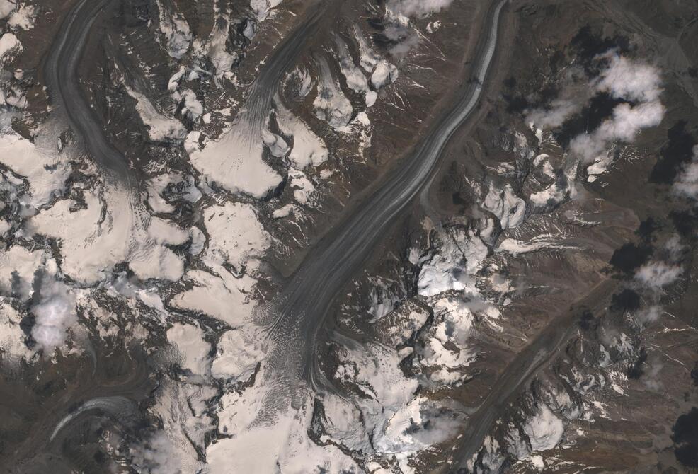 Aerial view of Drang-Drung Glacier