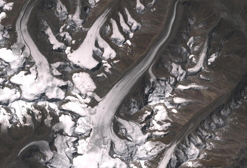 Aerial view of Drang-Drung Glacier