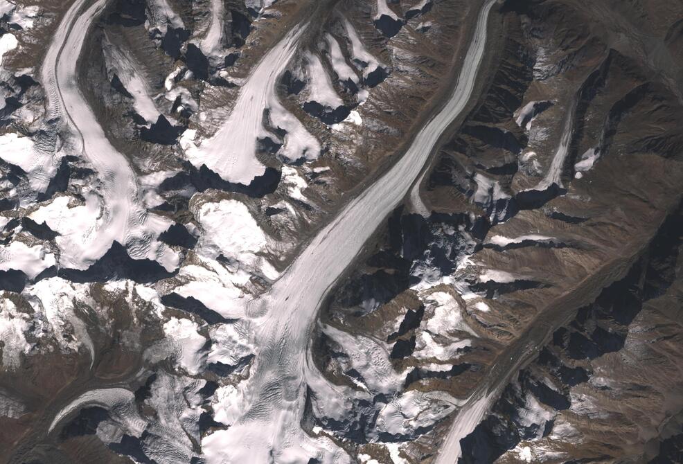 Aerial view of Drang-Drung Glacier