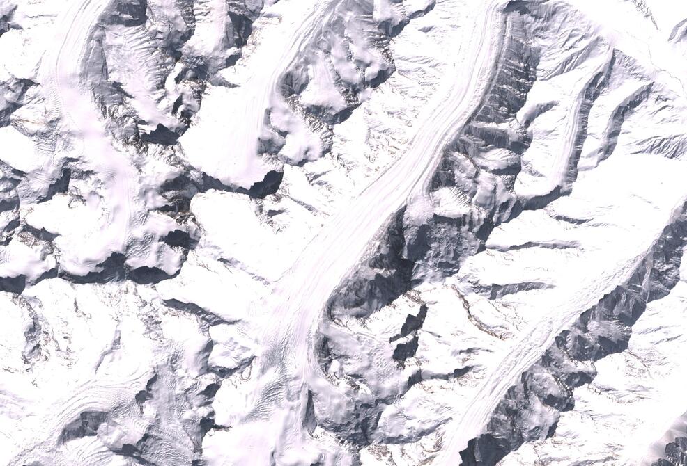 Aerial view of Drang-Drung Glacier