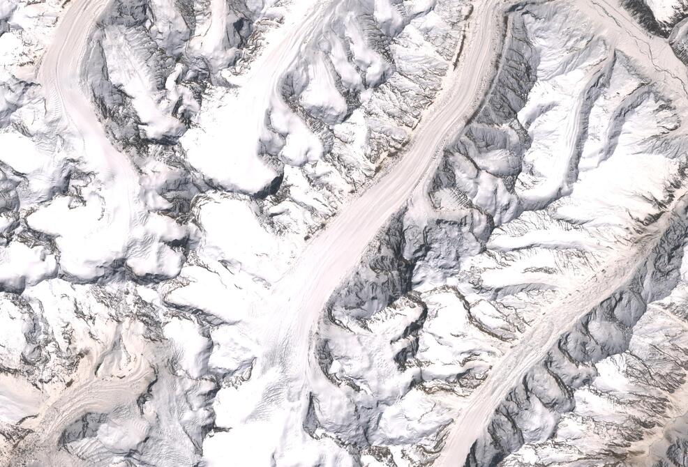 Aerial view of Drang-Drung Glacier