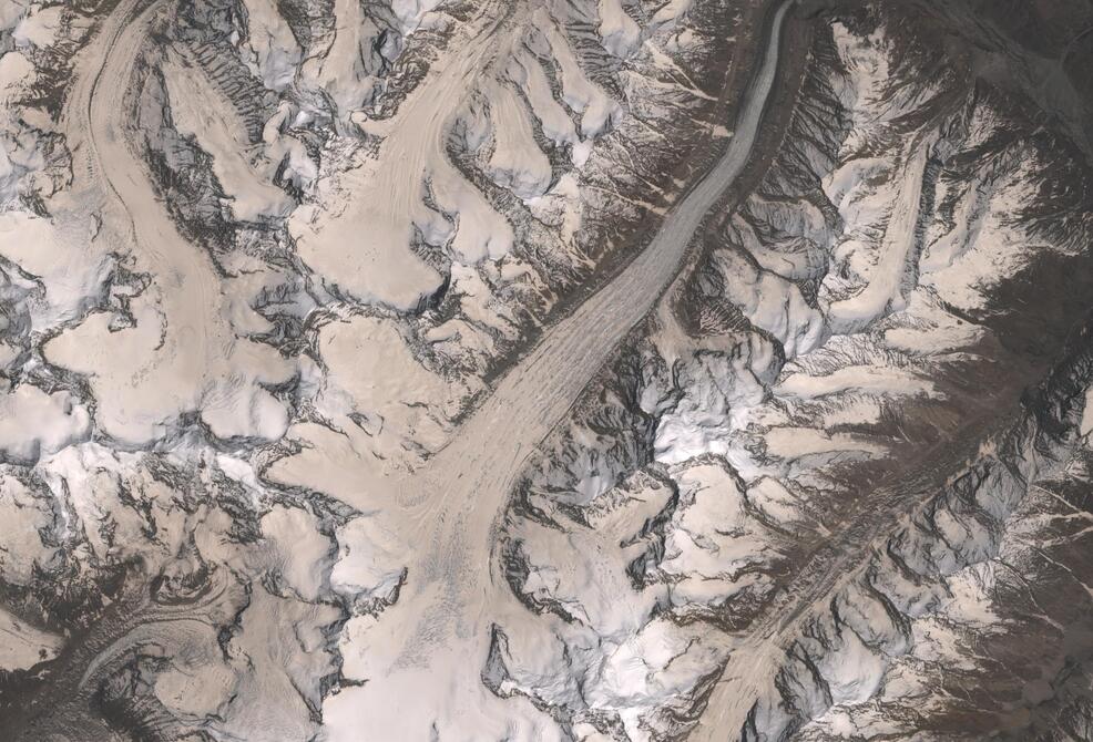 Aerial view of Drang-Drung Glacier