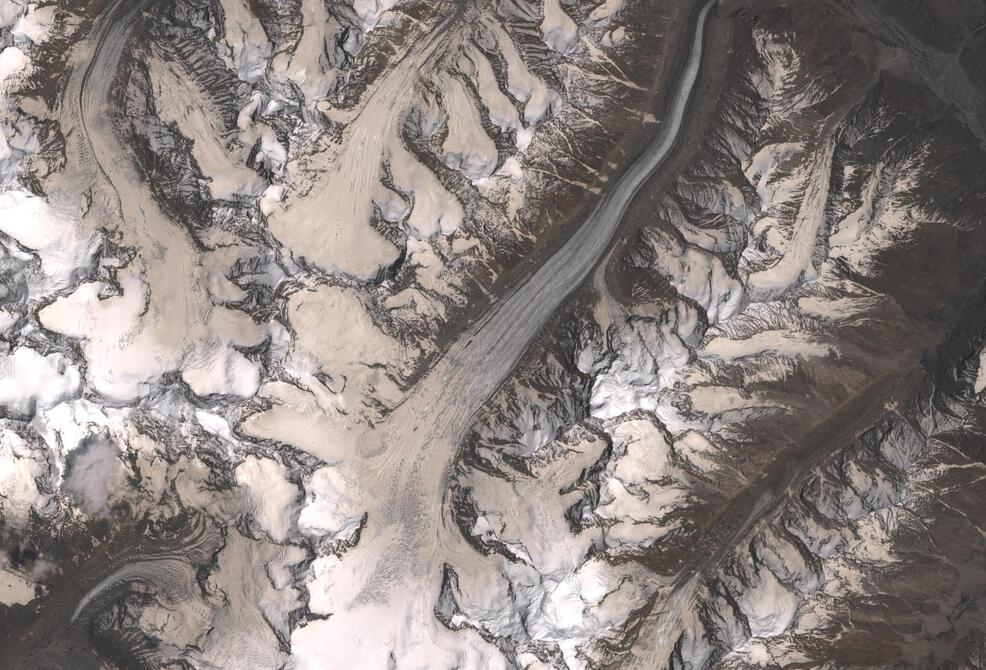 Aerial view of Drang-Drung Glacier
