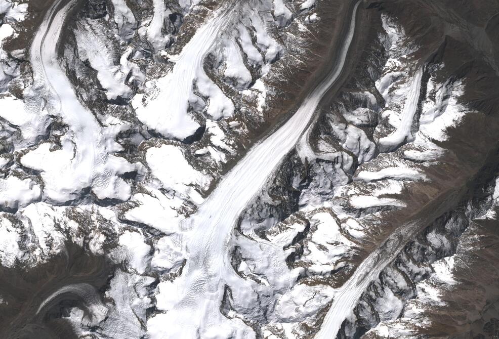 Aerial view of Drang-Drung Glacier