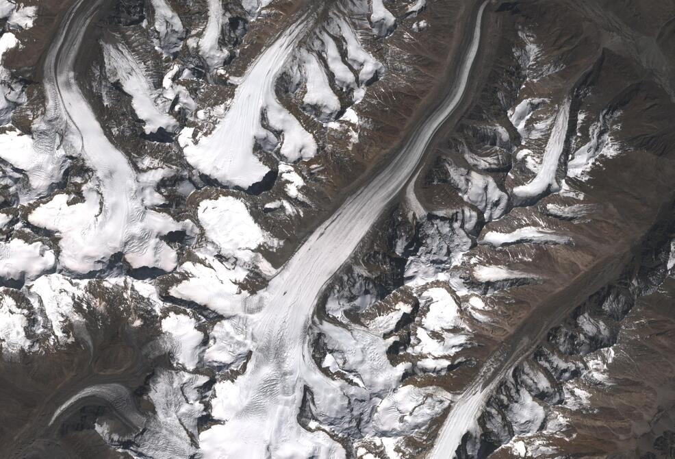 Aerial view of Drang-Drung Glacier