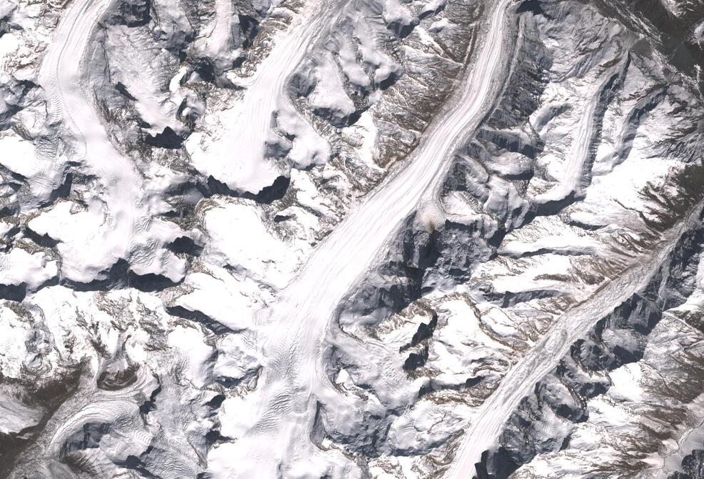 Aerial view of Drang-Drung Glacier