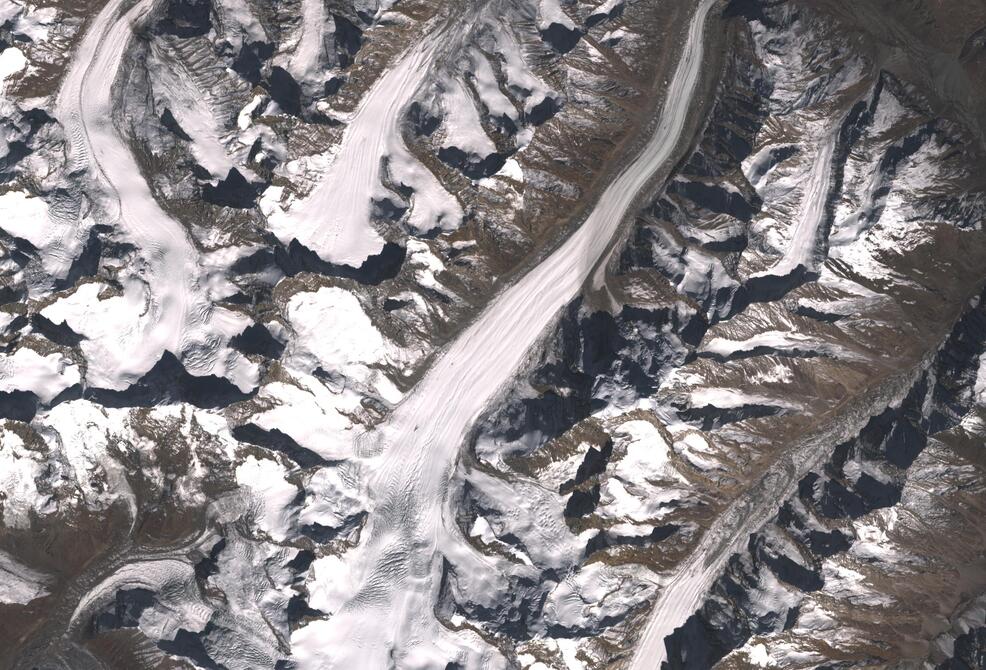 Aerial view of Drang-Drung Glacier