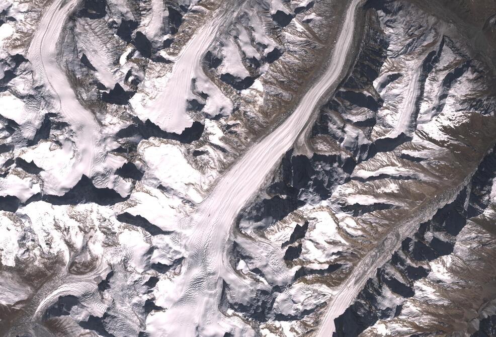 Aerial view of Drang-Drung Glacier