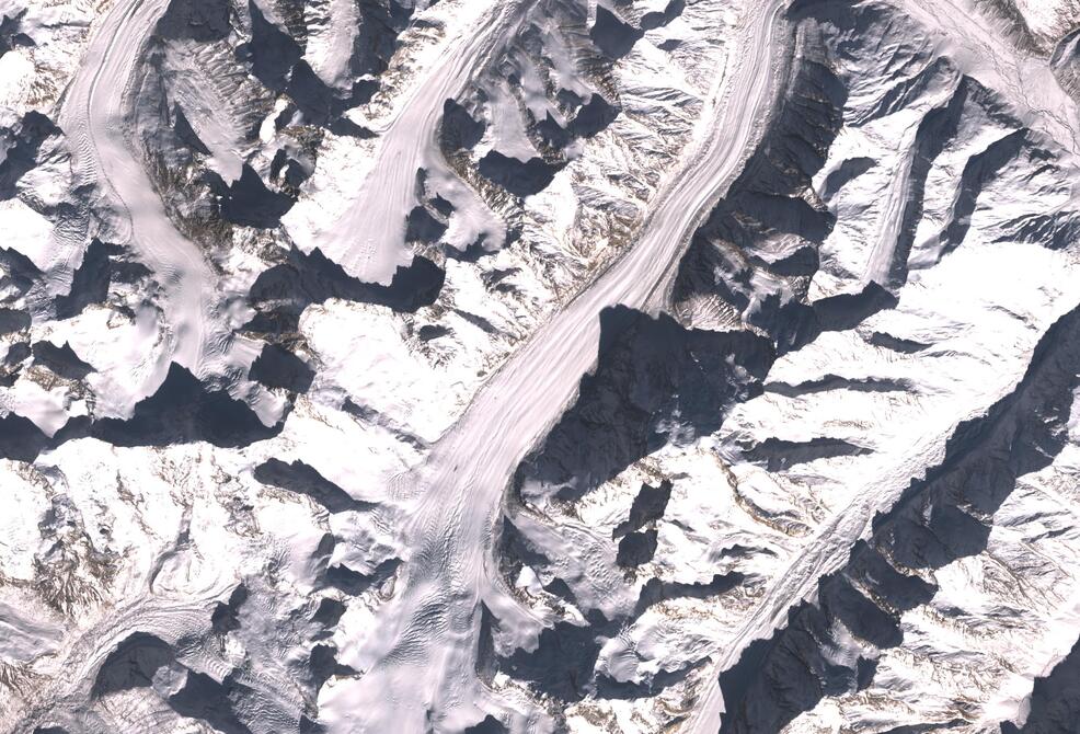 Aerial view of Drang-Drung Glacier