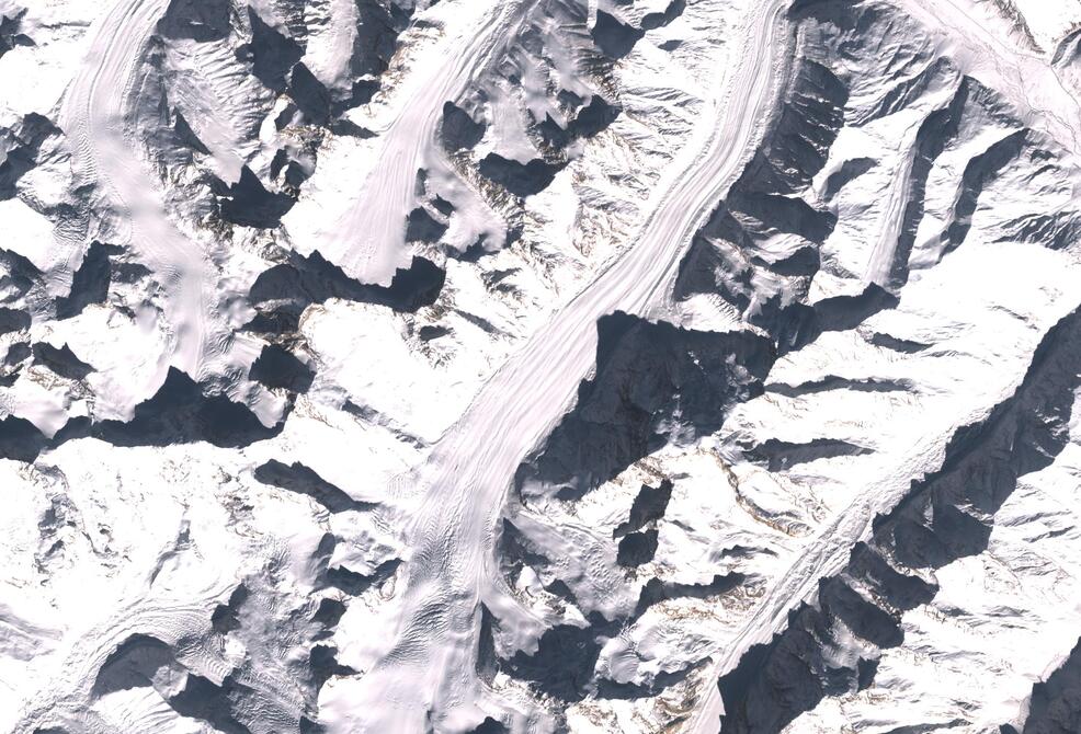 Aerial view of Drang-Drung Glacier