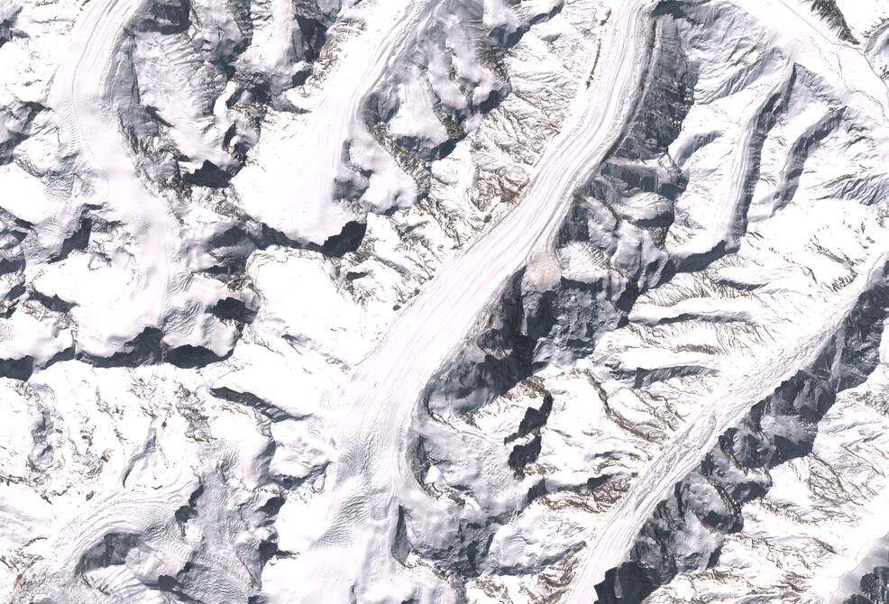 Aerial view of Drang-Drung Glacier