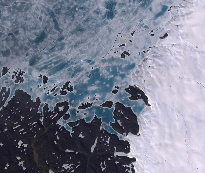 Aerial view of Humboldt Glacier - South