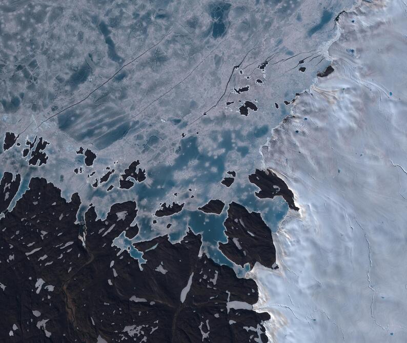 Aerial view of Humboldt Glacier - South