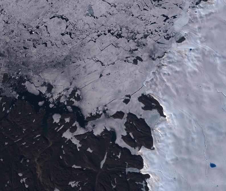 Aerial view of Humboldt Glacier - South