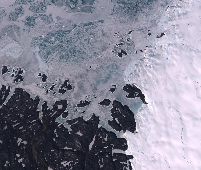 Aerial view of Humboldt Glacier - South